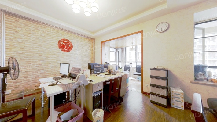 顶峰水岸汇景二手房实景图