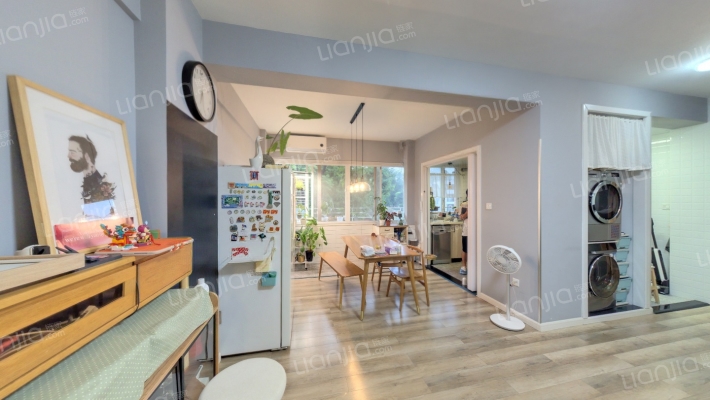 鸿燕居二手房实景图