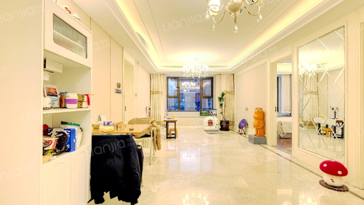 翡翠四季A区二手房实景图