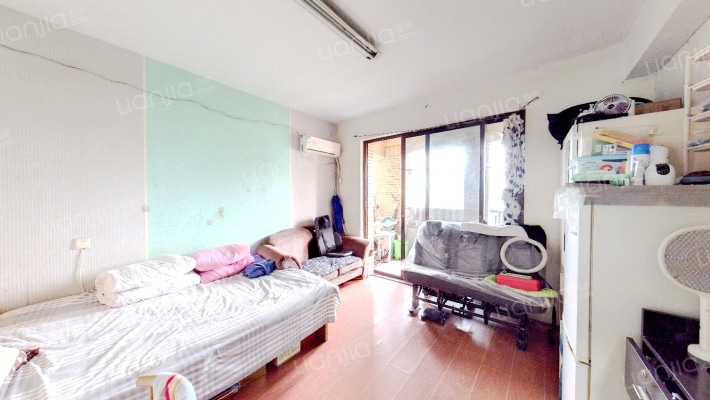 蓝湾花园二手房实景图