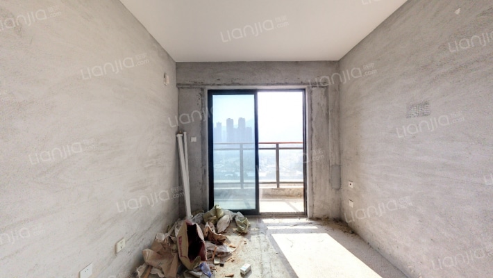 悦千山雅园二手房实景图