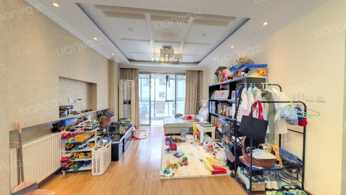 湖滨世纪花园二手房实景图