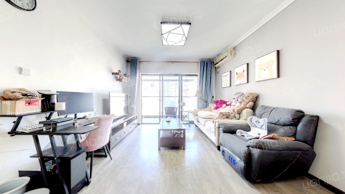 绿景香颂二手房实景图