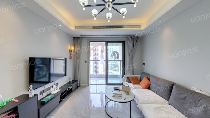 招商城市主场二手房实景图