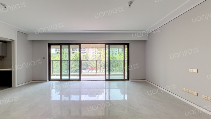 中国铁建双楠樾府二手房实景图