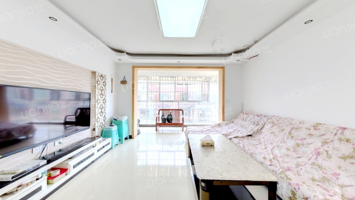 白金大道238号二手房实景图