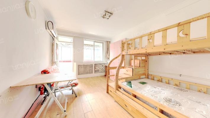 建国小经三路24号二手房实景图