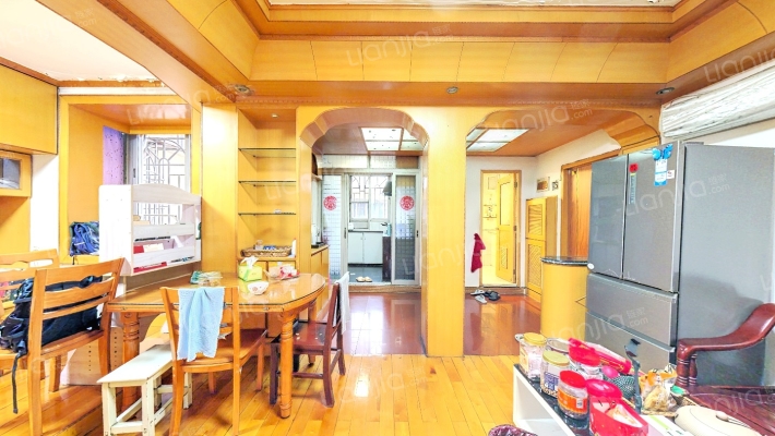 福日小区二手房实景图