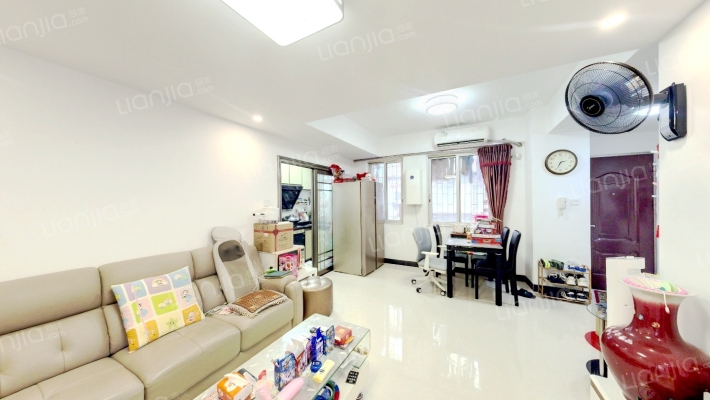 鹭江富华楼二手房实景图