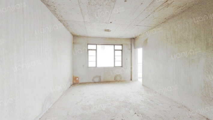 华鹏东岸小区二手房实景图