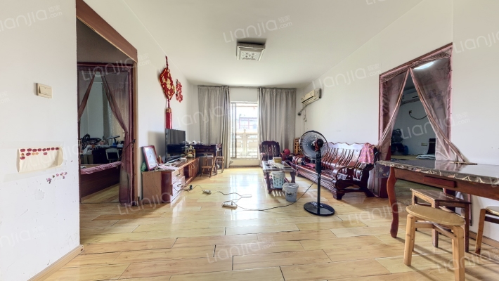 东方文化园步行街二手房实景图