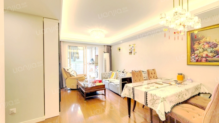 世纪之光二手房实景图