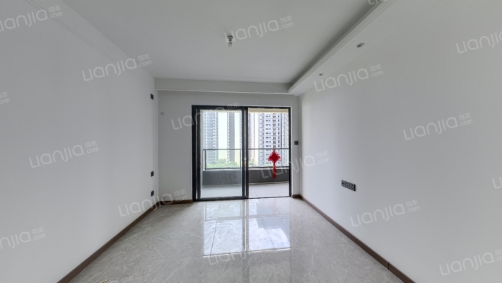 越秀龙湖天樾二手房实景图