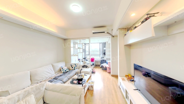 万科爱地住宅区二手房实景图