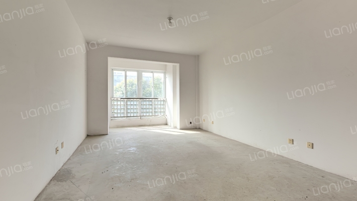 泓南新村二手房实景图