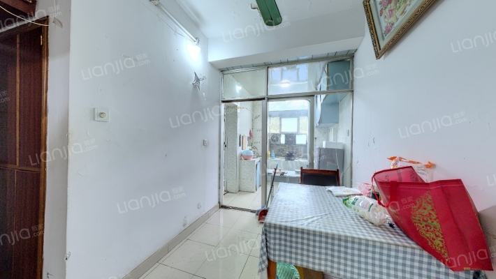 假肢厂宿舍二手房实景图