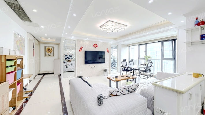 永威翡翠城二手房实景图