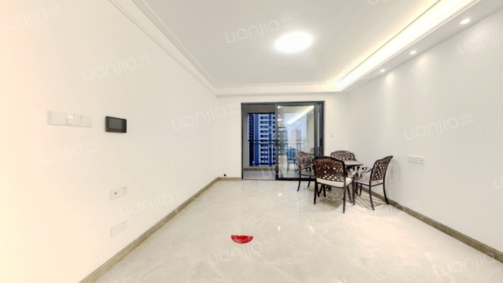 中海湖滨世家怡然苑二手房实景图