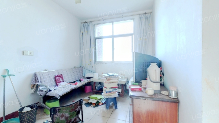 九六七六厂西家属院二手房实景图