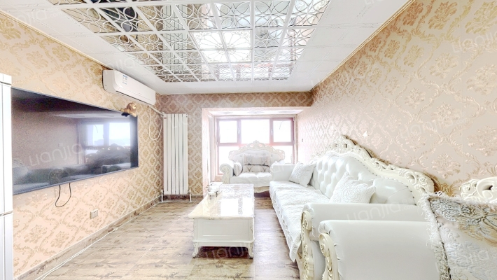 卓越时代广场二手房实景图