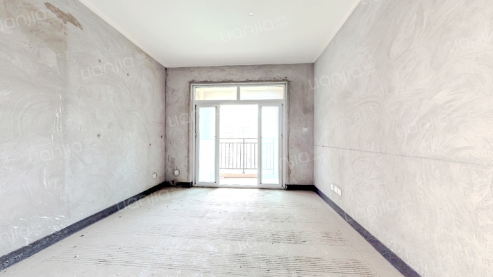 联发龙洲湾一号A区二手房实景图