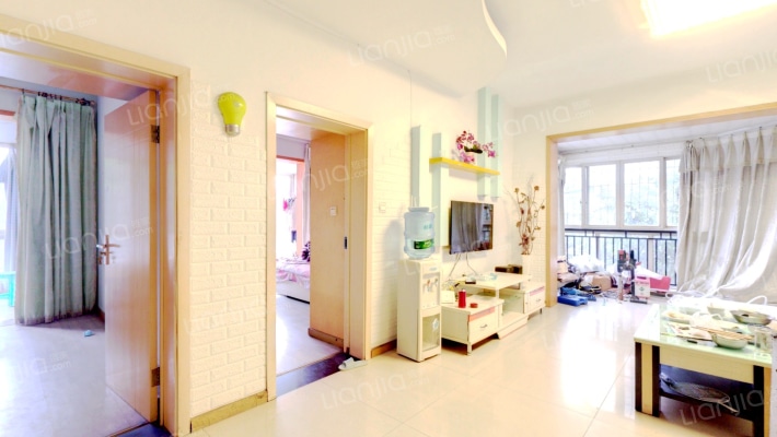 金易华苑B区二手房实景图