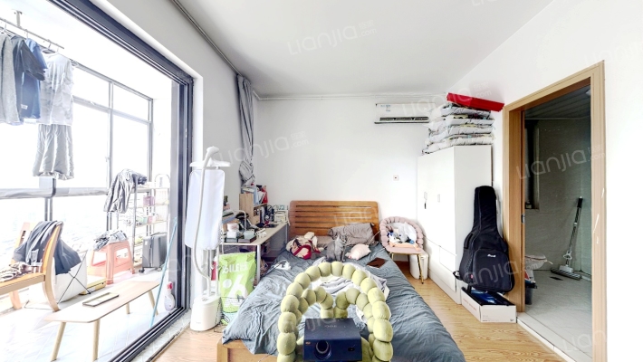 朗郡庭园二手房实景图