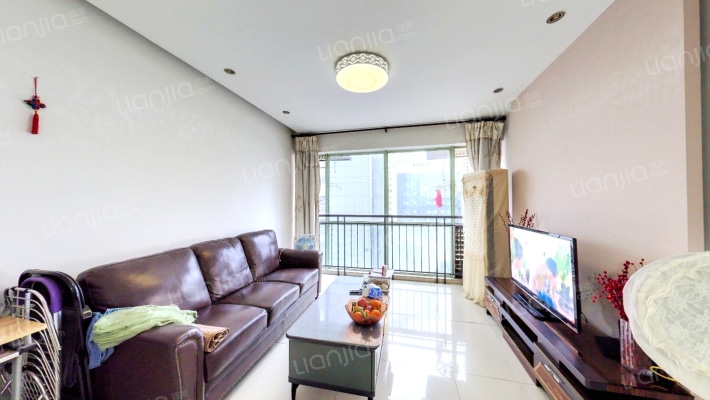 水晶石国际公寓二手房实景图