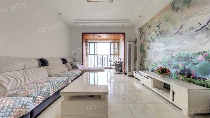 金山御景蓝湾二手房实景图