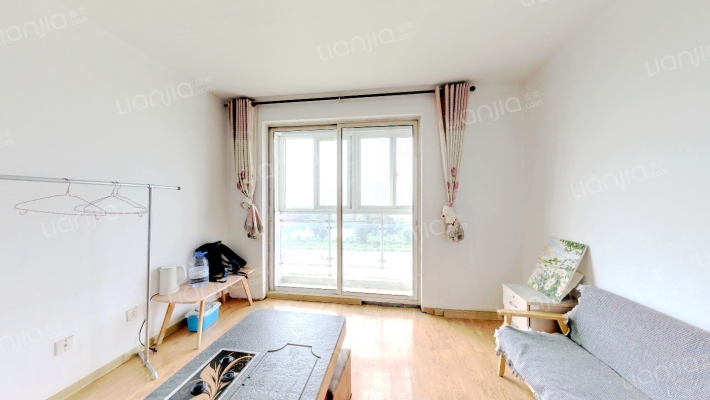 心海假日二手房实景图