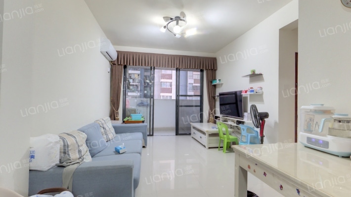 威廉城邦二手房实景图