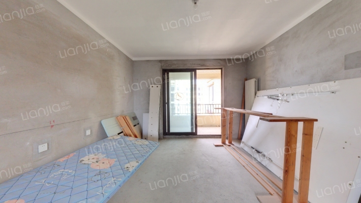 绿地滨湖国际城五区二手房实景图