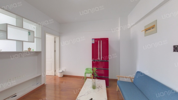 领势学府二手房实景图