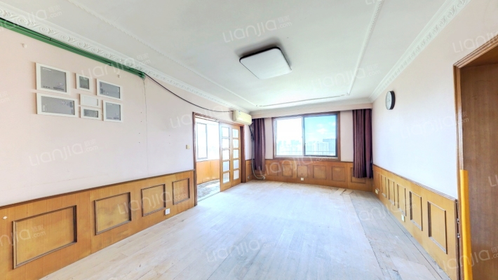 信罗大厦二手房实景图