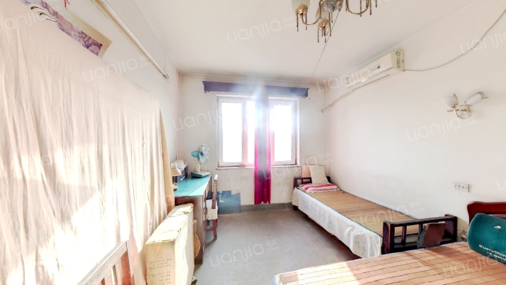 昌图楼二手房实景图