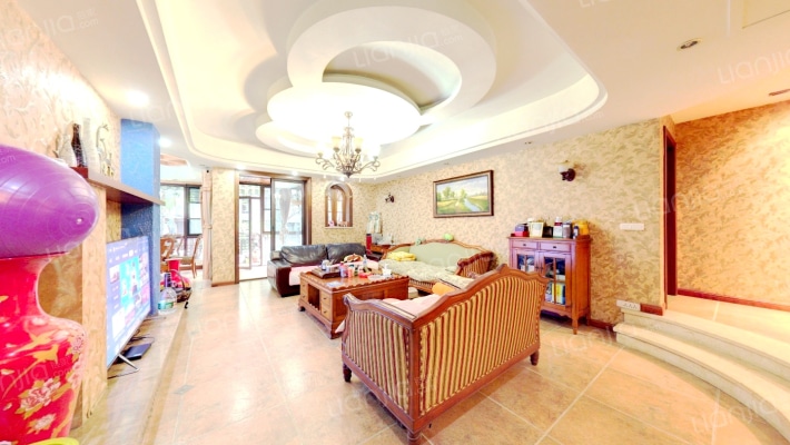 同天依云郡二手房实景图