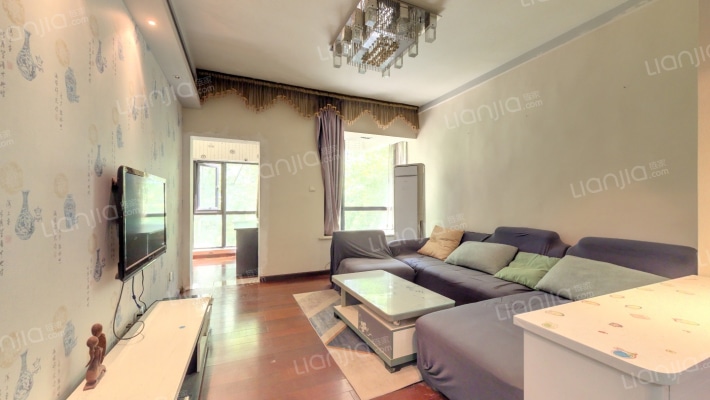 翡翠城四期二手房实景图