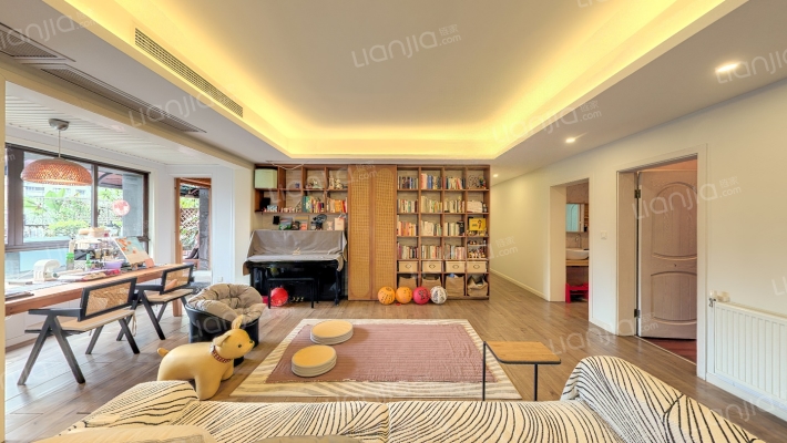 融创御锦二手房实景图