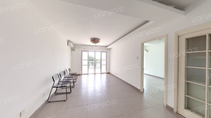 海天一色雅居二手房实景图