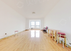 整租·绿地镜湖世纪城城市荣域 3室2厅 南_绿地镜湖世纪城城市荣域租房