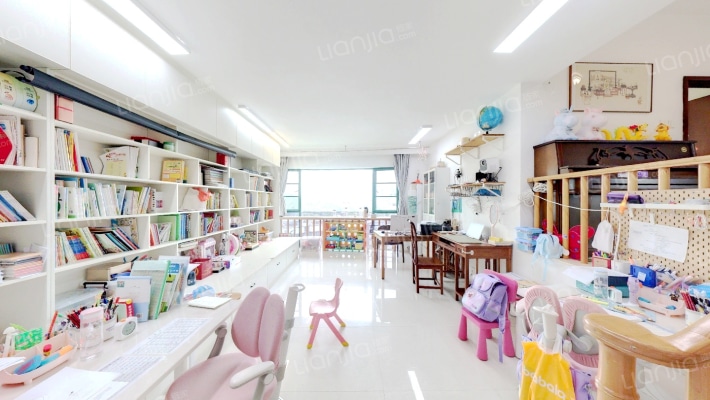 新世界山月居二手房实景图