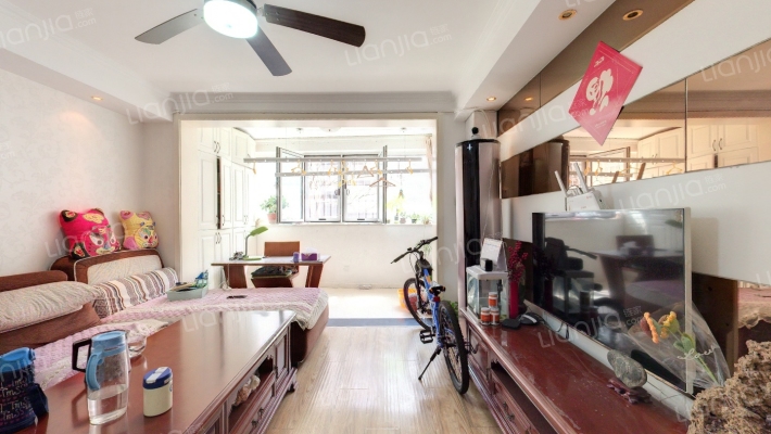 新贵都二期二手房实景图