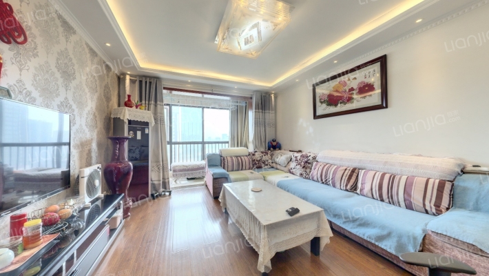 海龙香槟大道二手房实景图