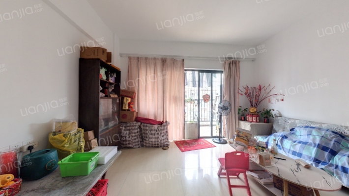 威斯广场旭景豪庭二手房实景图