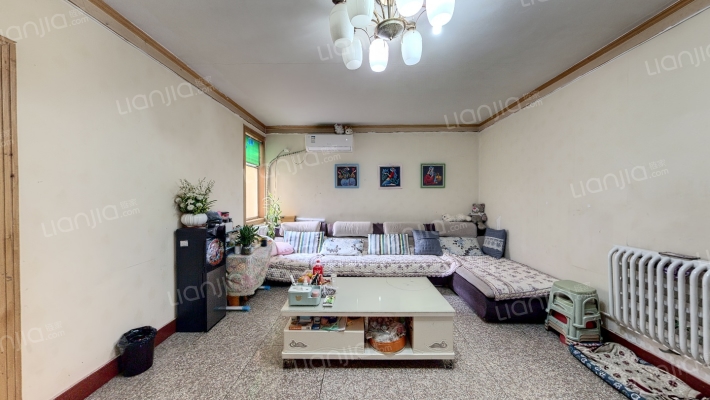 八府庄小区二手房实景图