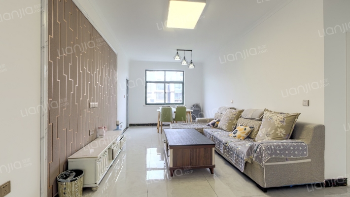 威龙逸品二手房实景图