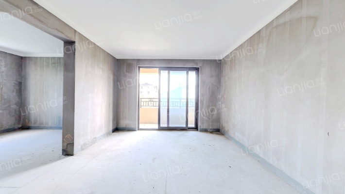 江滨之城二手房实景图