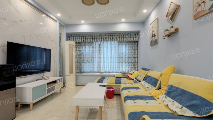 蓝润光华春天B区二手房实景图