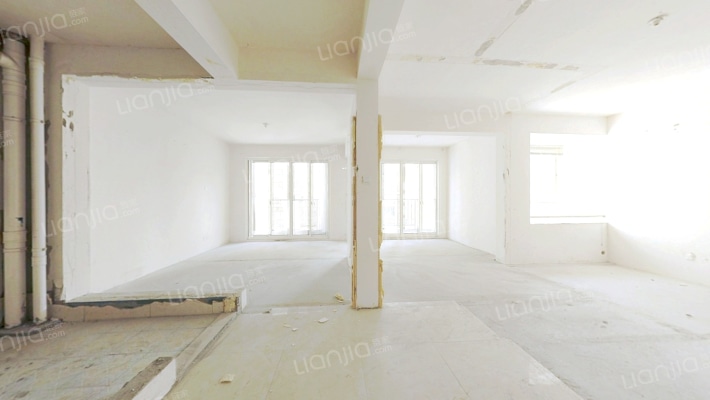 新珑湾二手房实景图