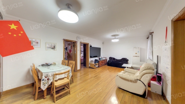 心族公寓二手房实景图